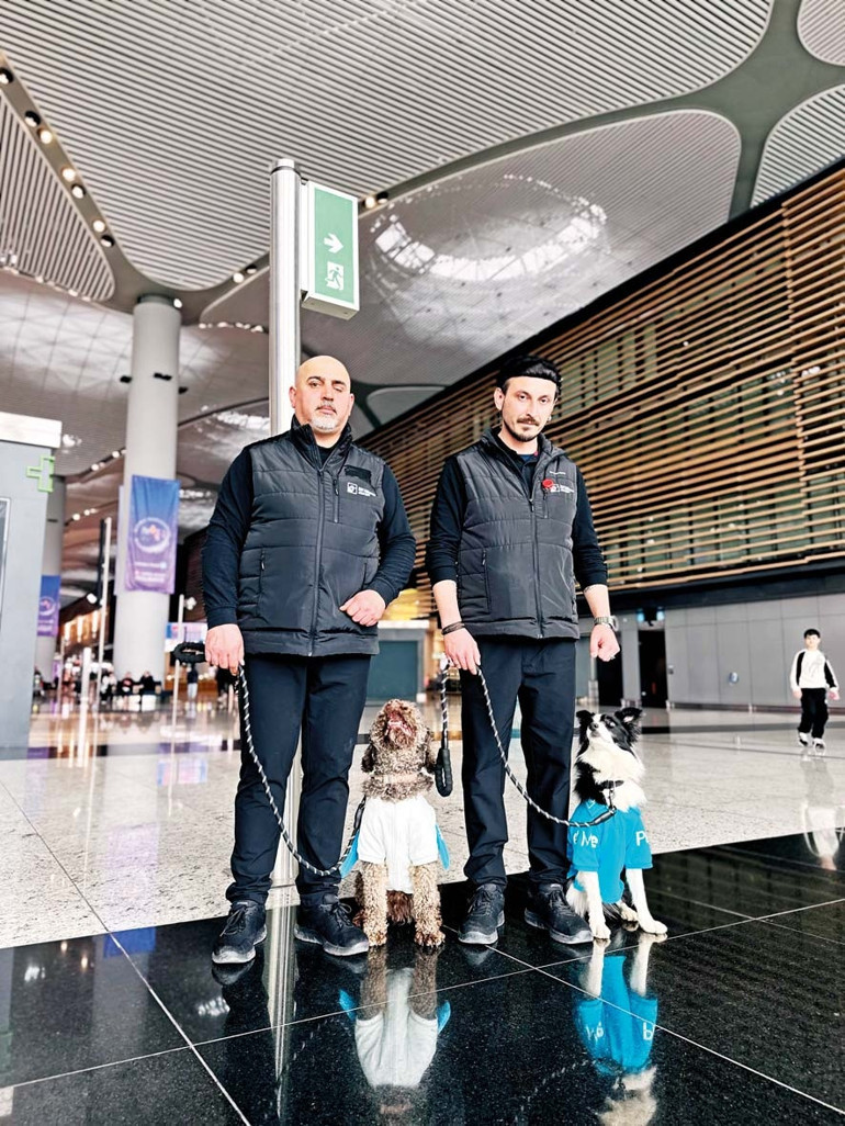 İstanbul Havalimanı’nda dört ayaklı hizmet: Onları görünce ne stres ne uçuş korkusu kalıyor