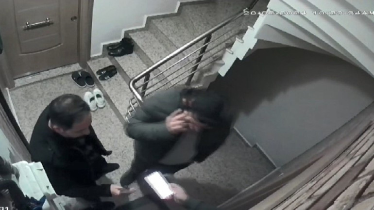 Aralarında polislerin de olduğu şebekeden akılalmaz tezgah: İş insanlarını evlerinden alıp tehditle para istediler...