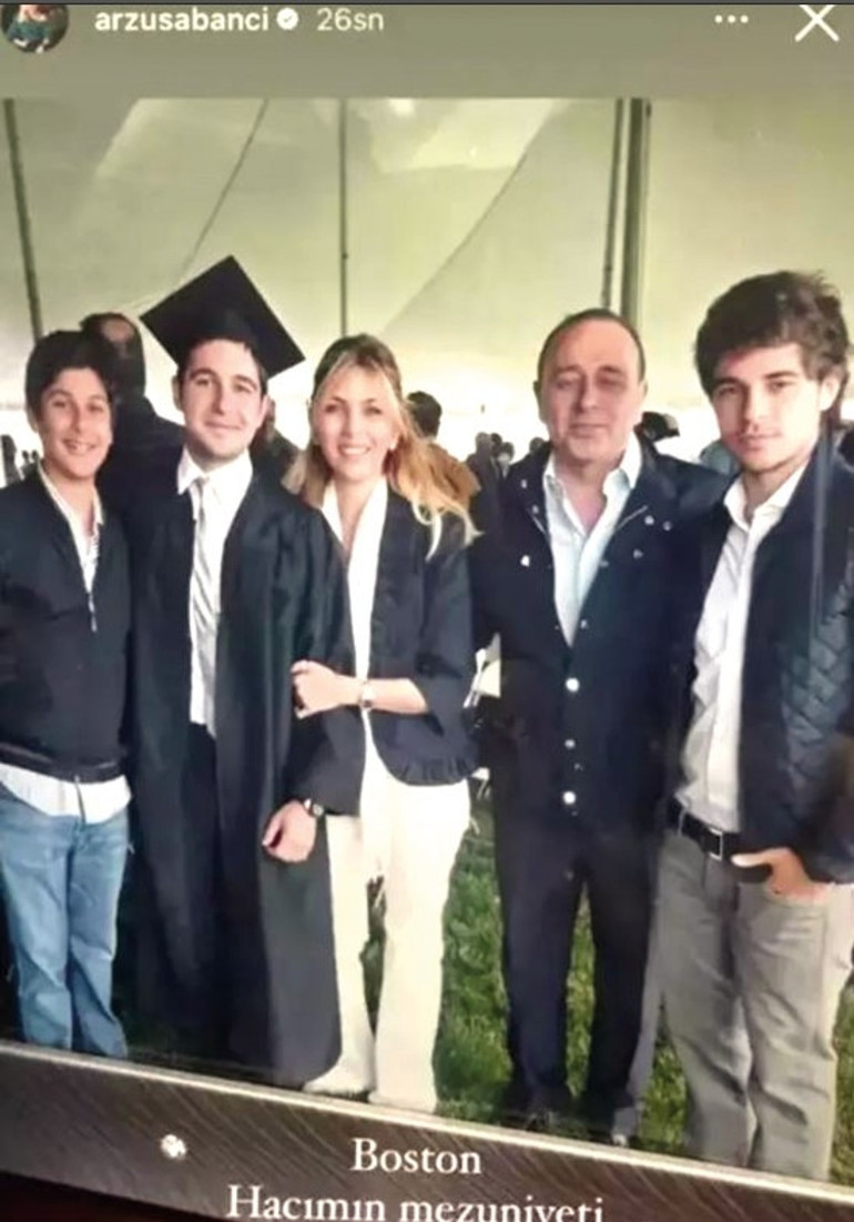 Hakan Sabancı’nın eski fotoğrafı şaşırttı... Turabi mi o
