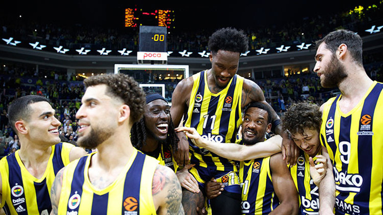 Fenerbahçe, 3 branşta şampiyonluğa oynuyor Bu alanda tek kulüp...