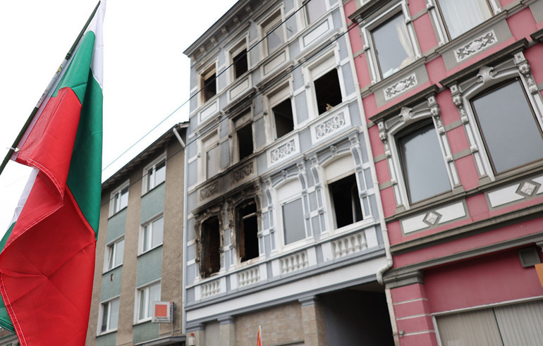 Palalı saldırgan, Solingen kundakçısı mı