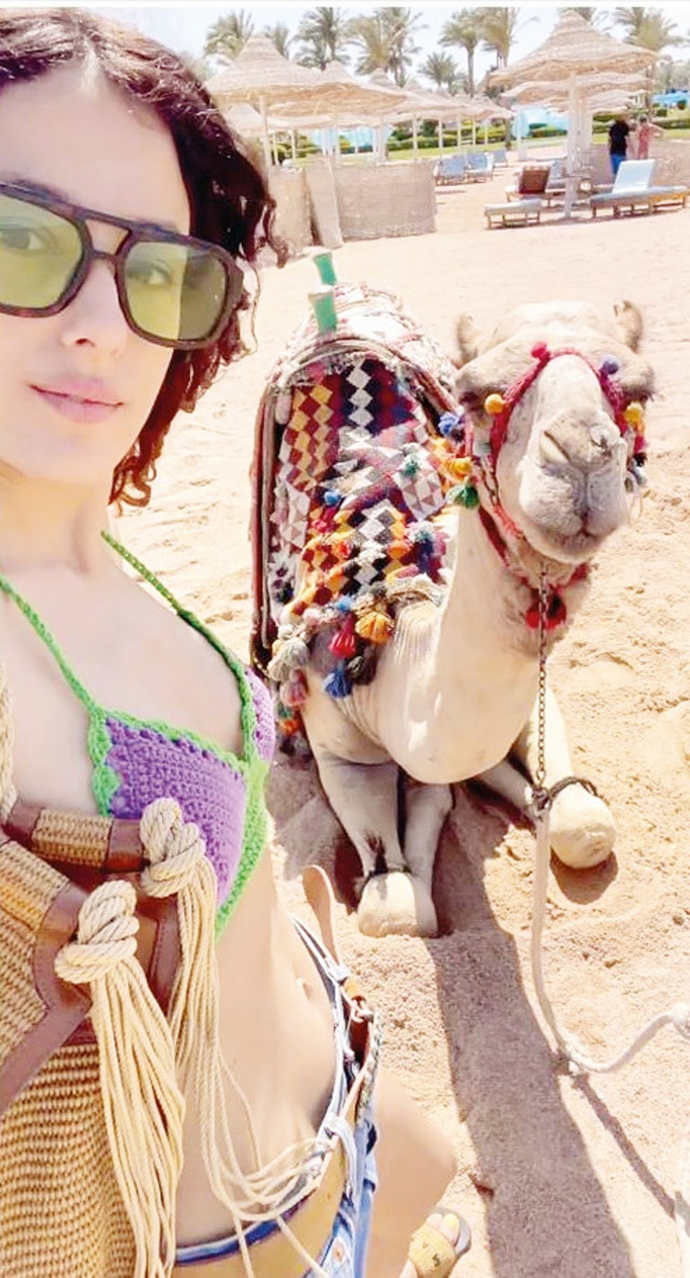 Ünlü isimler deniz sezonunu açtı