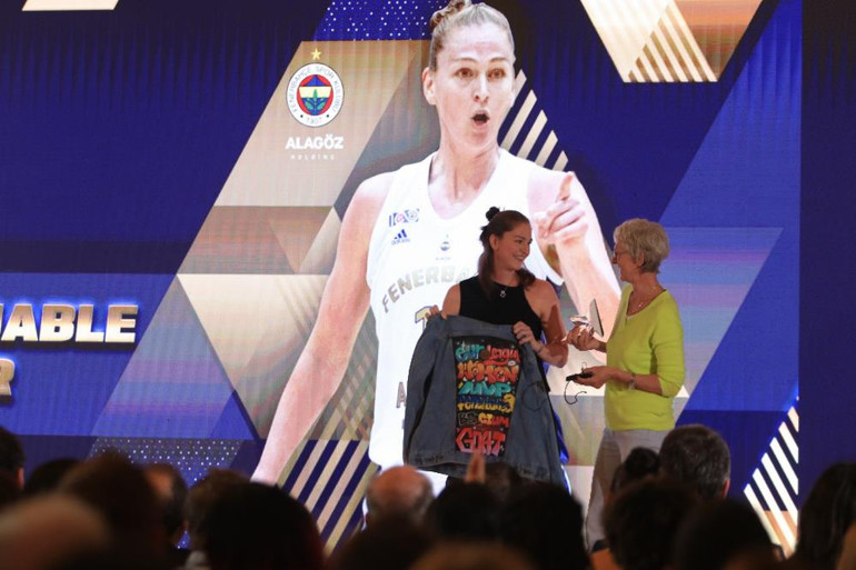 Fenerbahçeli Emma Meesseman, üst üste ikinci kez MVP seçildi