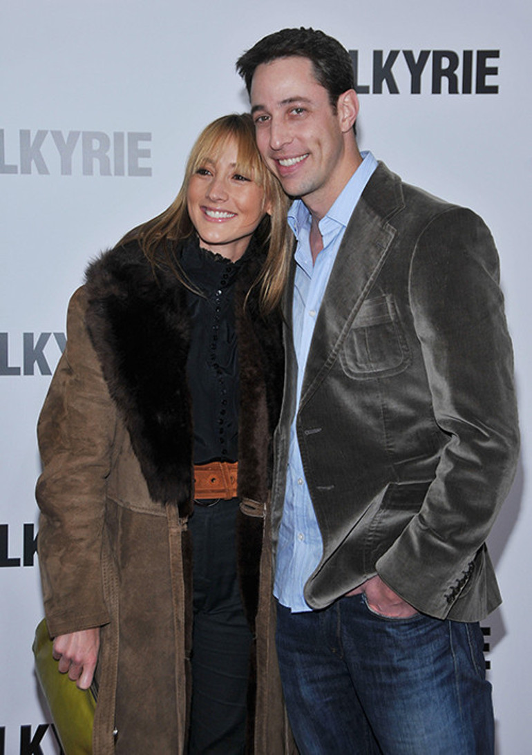 Kocasından ayrılıp ünlü cerrahın kollarına koşmuştu… ‘Diz ameliyatı olacaksanız doktorunuz gece sizinle kalsın’