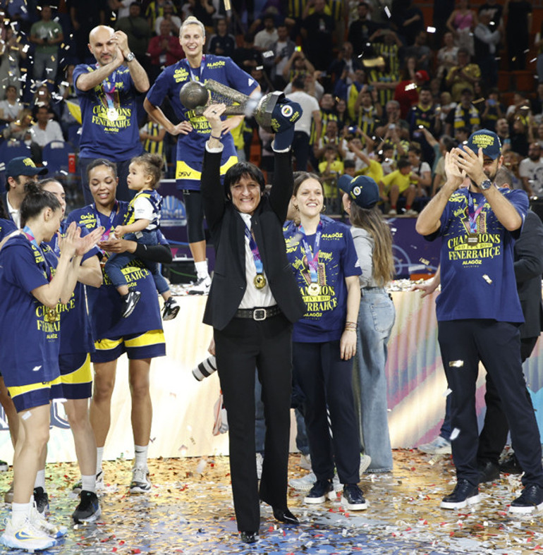 Fenerbahçe, Avrupa şampiyonu oldu Euroleague Womenda üst üste ikinci zafer