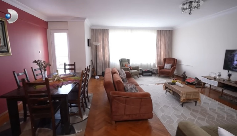 Ünlü şarkıcı evinin kapılarını açtı 3+1 apartman dairesi...