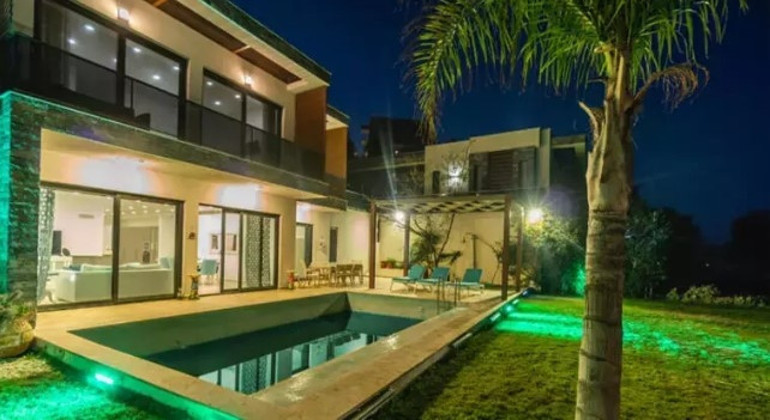 Bodrumda 500 m2lik villa... İşte Ceylanın manzarası