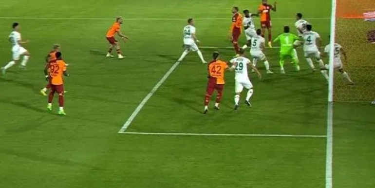 Alanyaspor - Galatasaray maçındaki tartışmalı kararlar için kim, ne dedi Oyun kuralları çok net | Penaltı verilmesi için...