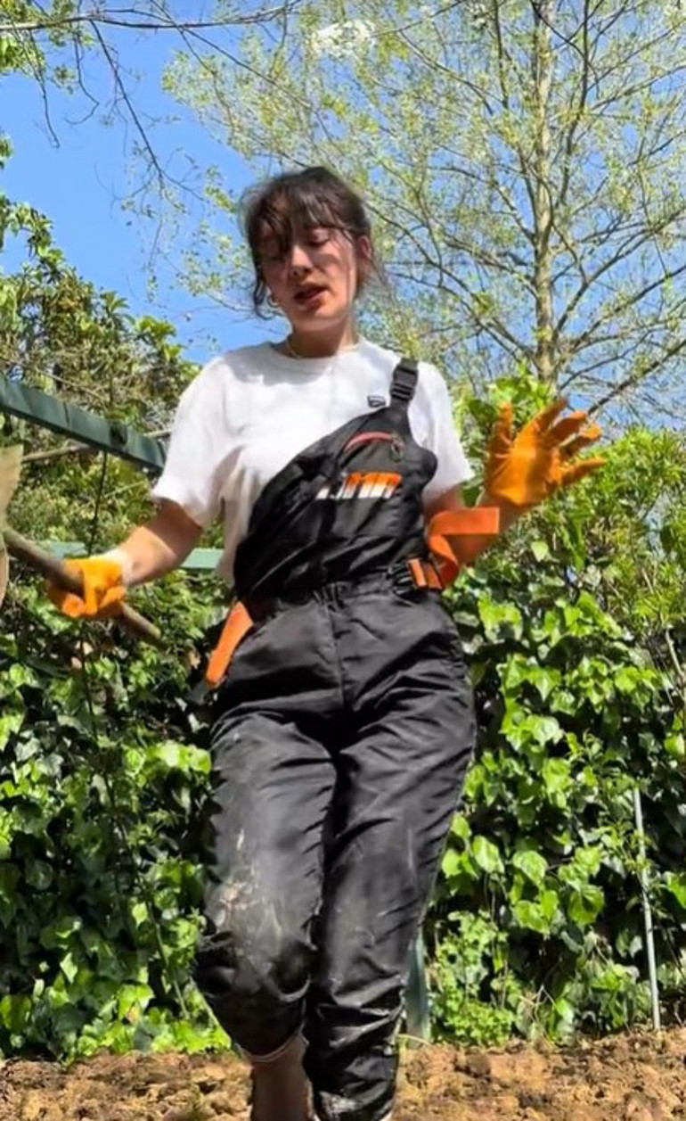 Doğa ile iç içeyim, yaklaşık 5 yıldır çiftçilik yapıyorum