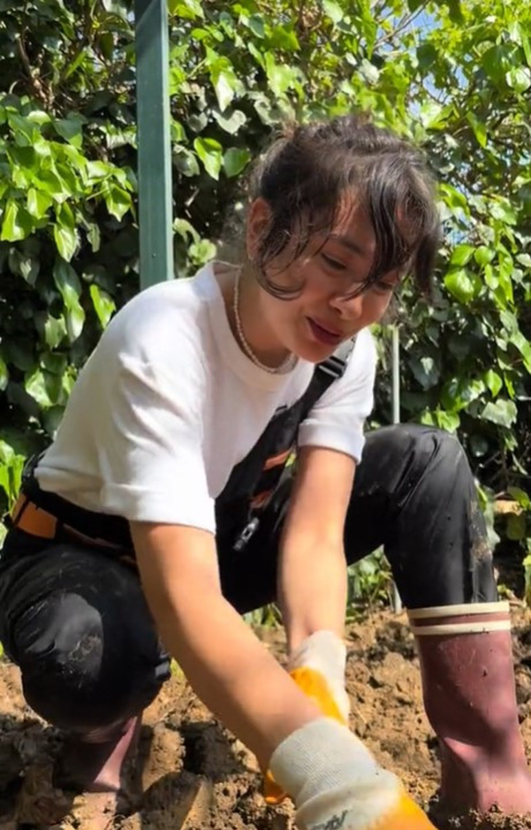 Doğa ile iç içeyim, yaklaşık 5 yıldır çiftçilik yapıyorum