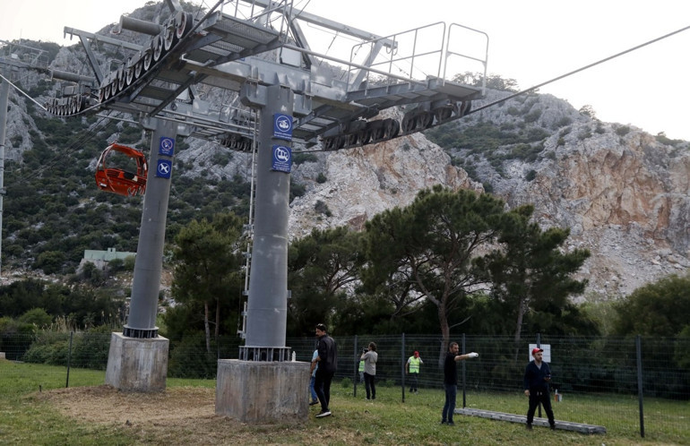 Teleferik faciasındaki 36 kabin 5 gün sonra yere indirildi