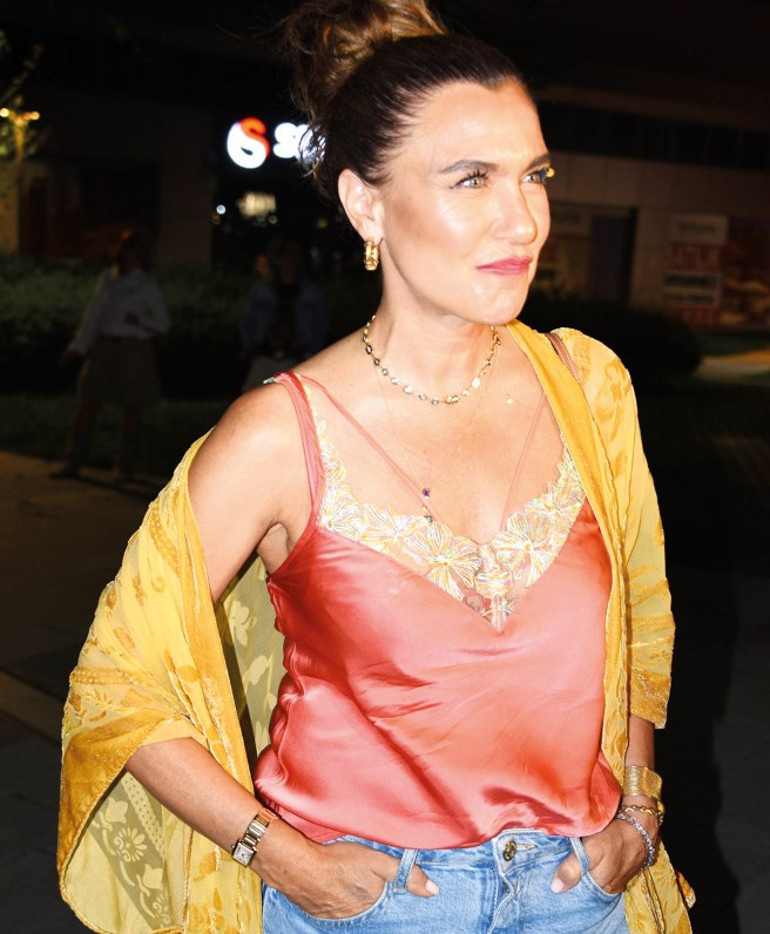 Yiğit Poyraz ile Yasmin Erbil arasında neler oluyor Sorulara yanıt yok