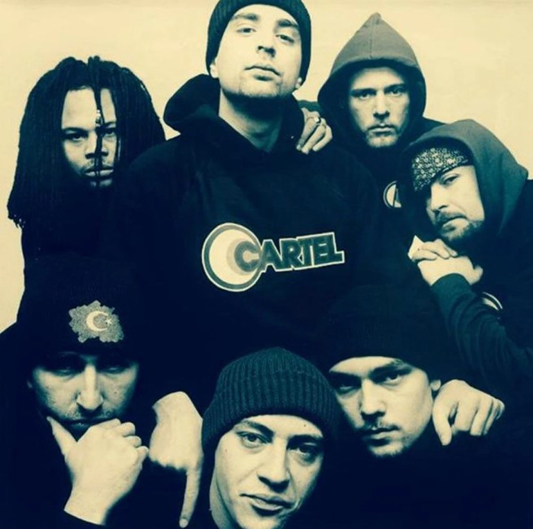 İzel Çelik Ercan dağıldı...