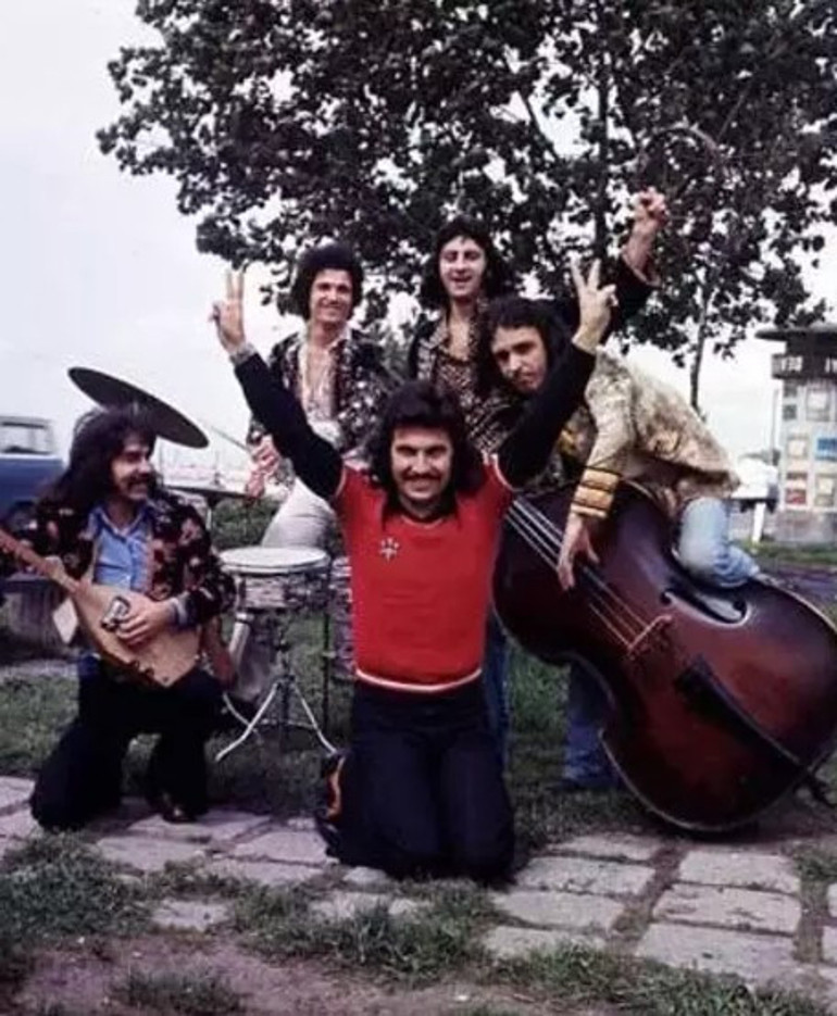 İzel Çelik Ercan dağıldı...