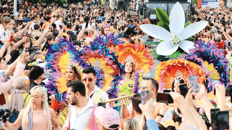 Adana’da ‘Rio’ rüzgârı