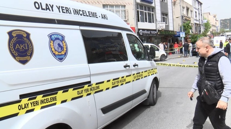 İstanbulda kuyumcu soygunu Esnaf, yakaladığı soyguncuyu linç etmek istedi