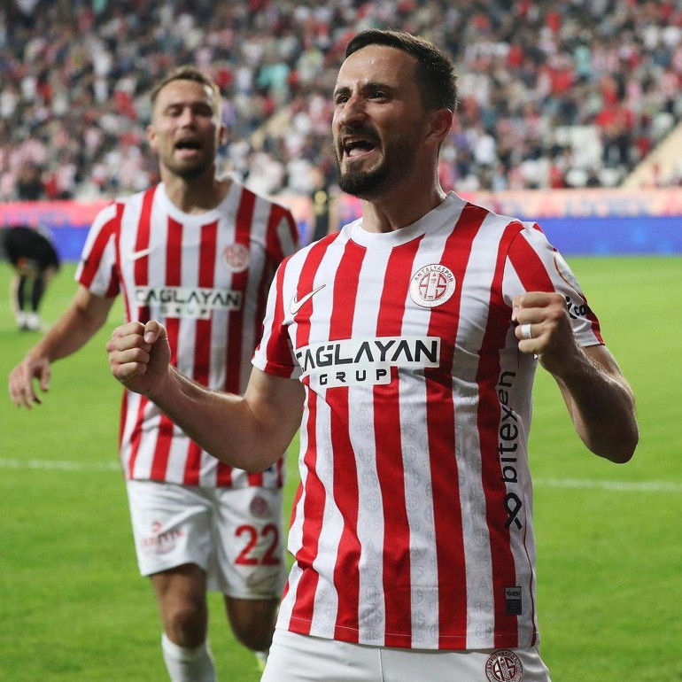 Erdoğan Yeşilyurttan samimi itiraflar Beşiktaşa transferi neden iptal oldu Sergen Yalçın, Rıza Çalımbay ve Nuri Şahin sözleri...