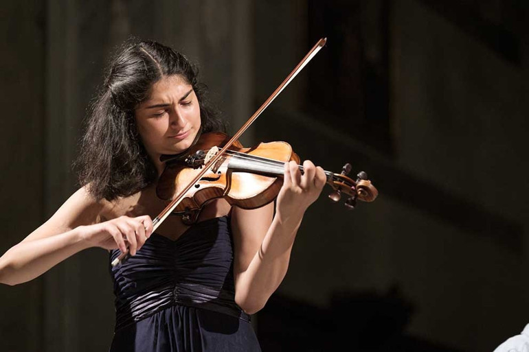 Ezo Sarıcı ve Finlay Hay ikilisinden bir dizi konser