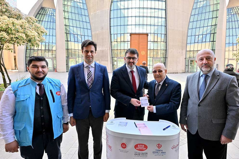Kurban bağışları başladı