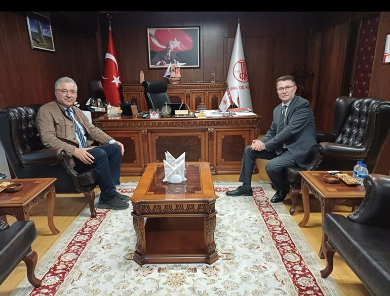 Dil yaşarsa kültür yaşar