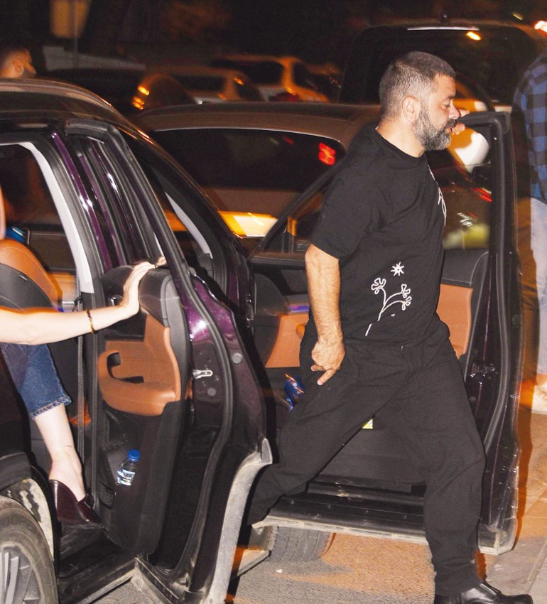 Bülent Şakrak ile Esra Akpınarın aşkı belgelendi