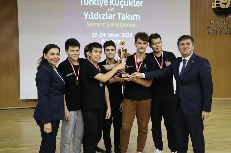Satrancın şampiyonları belli oldu