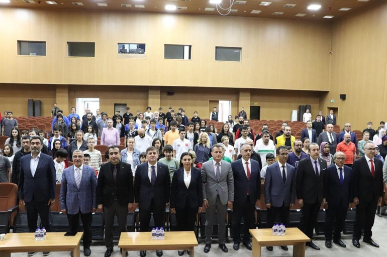 Satrancın şampiyonları belli oldu