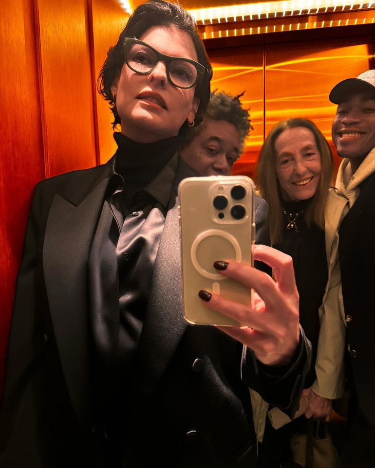 Yaptırdığı estetikler hayatını karartmıştı… Yıllarca yüzünü herkesten sakladı: Oğlum sayesinde artık kendimi affettim