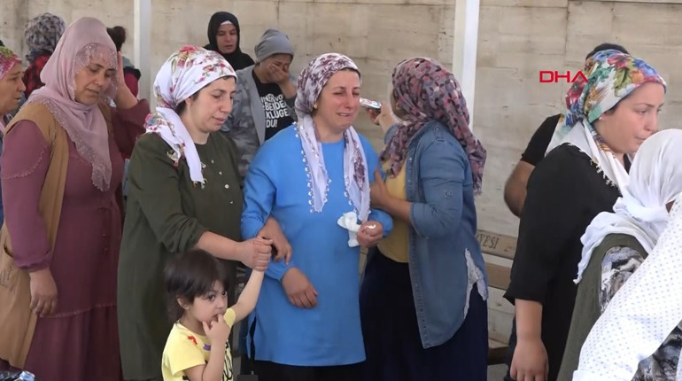 Kamyonete tutunan patenli gencin kahreden ölümü