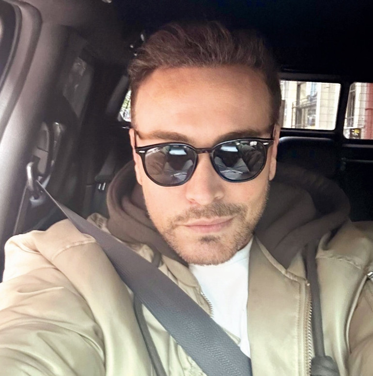 Survivor Yiğit Poyraz sevgilisi Yasmin Erbile koştu: Aşk ağır bastı