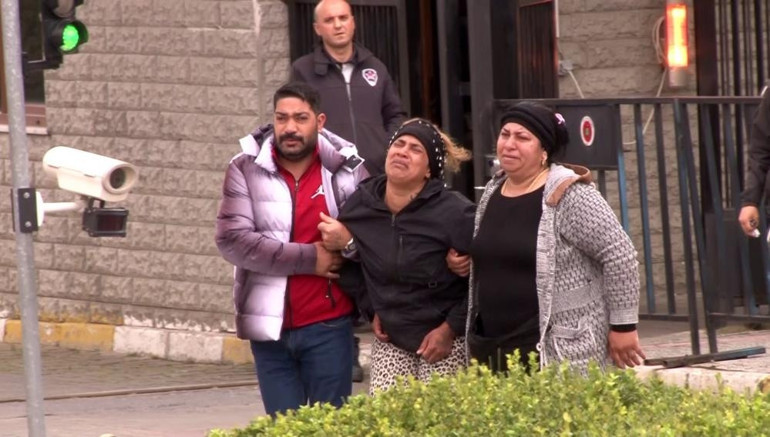 Parktaki kazıya düşüp ölen Edanur son yolculuğuna uğurlandı... Acılı baba jandarma eşliğinde cenazeye katıldı