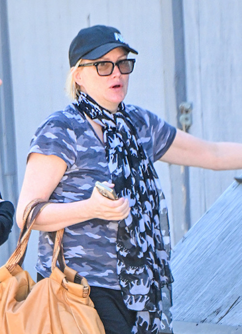 Önce parasız sonra da aşksız kaldı: Yaşıtım erkekler daha genç kadınları istiyor