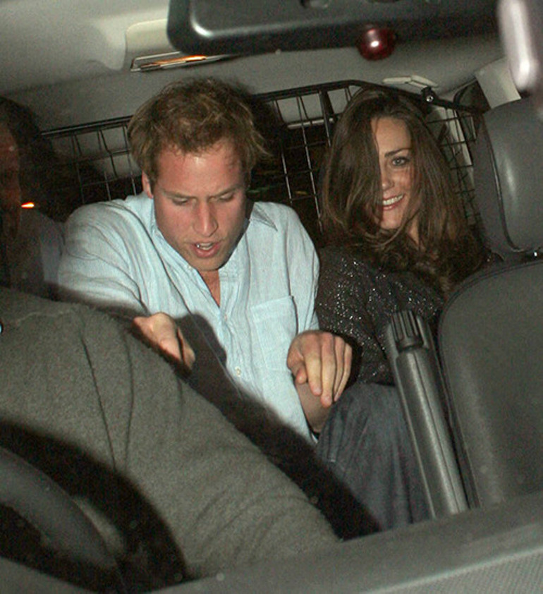 Kate, yakışıklı prensi böyle etkilemiş... Adım adım baştan çıkardı... O geceden sonra ona başka bir gözle bakmaya başladı