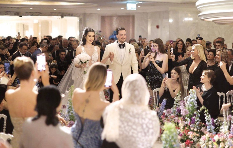 İş ve cemiyet dünyasını buluşturan düğün