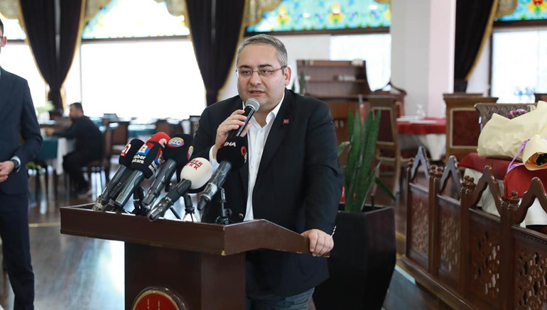 Özarslan’dan muhtarlara: Birlikte mücadele edelim