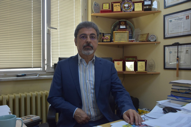 Prof. Dr. Hasan Sözbilirden Tuzla fayı uyarısı: Fayın uzunluğu 50 km... Yakın bir zamanda kırılma ihtimali yüksek