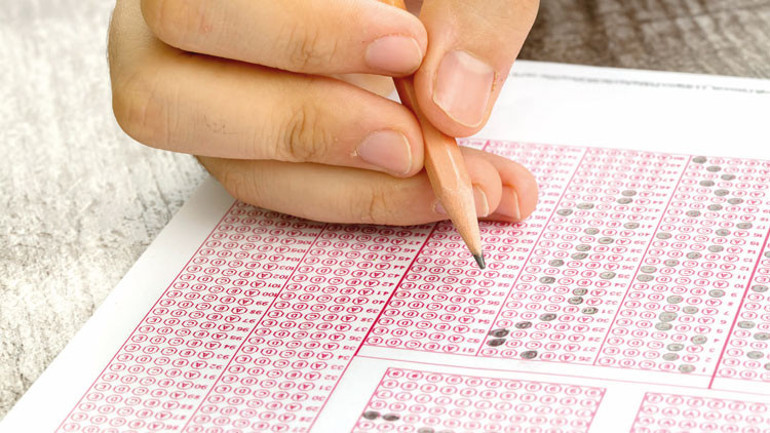 158 ülkede 1.5 milyon öğrencinin girdiği IB’nin soruları çalındı