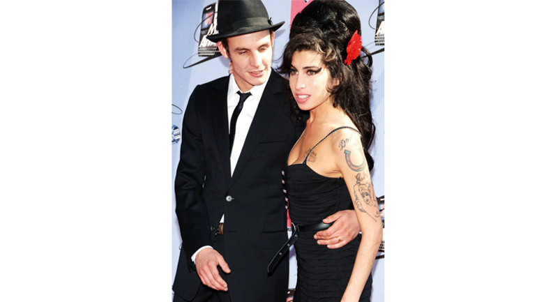 Amy Winehouse’un hayatını anlatan ‘Back to Black’ filmi gösterimde: İstanbul’da, bir otel odasında...