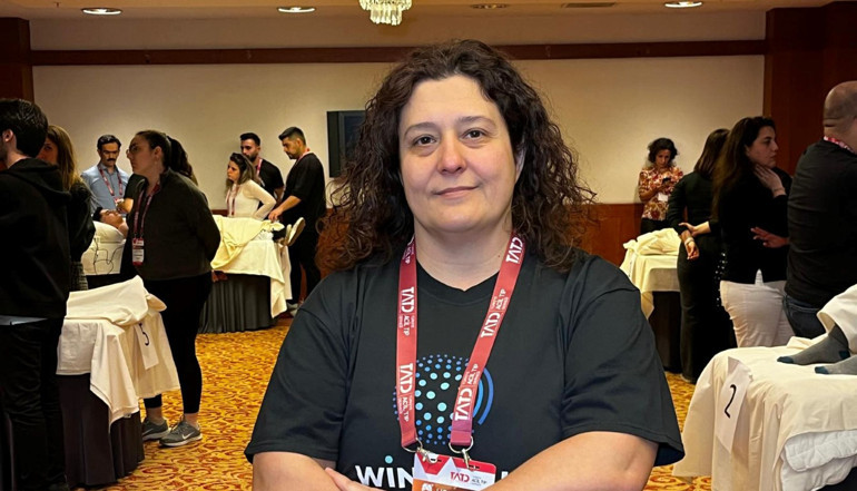 Sosyal medyada hastanelik eden moda O kadar çığırından çıktı ki yogaya gidip serum taktırıyorlar