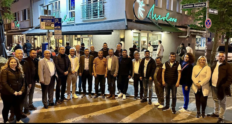 Almanya, elini taşın altına koymalı