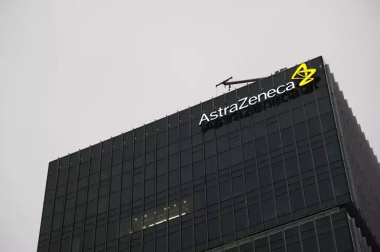 AstraZeneca, nadir görülen yan etkiyi itiraf ettikten sonra aylar sonra Kovid aşısını geri çekiyor