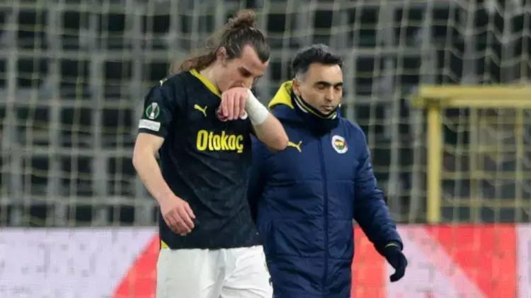 Fenerbahçede korkunç sakatlık tablosu Hedefte Ertuğrul Karanlık var