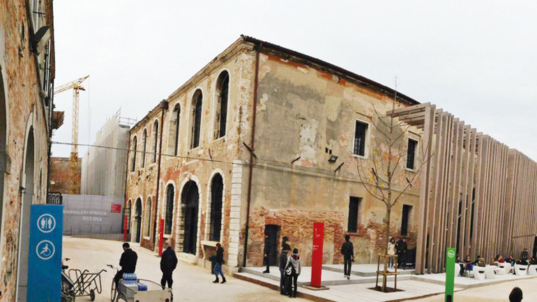 Venedik, Bienal ve Marco Polo