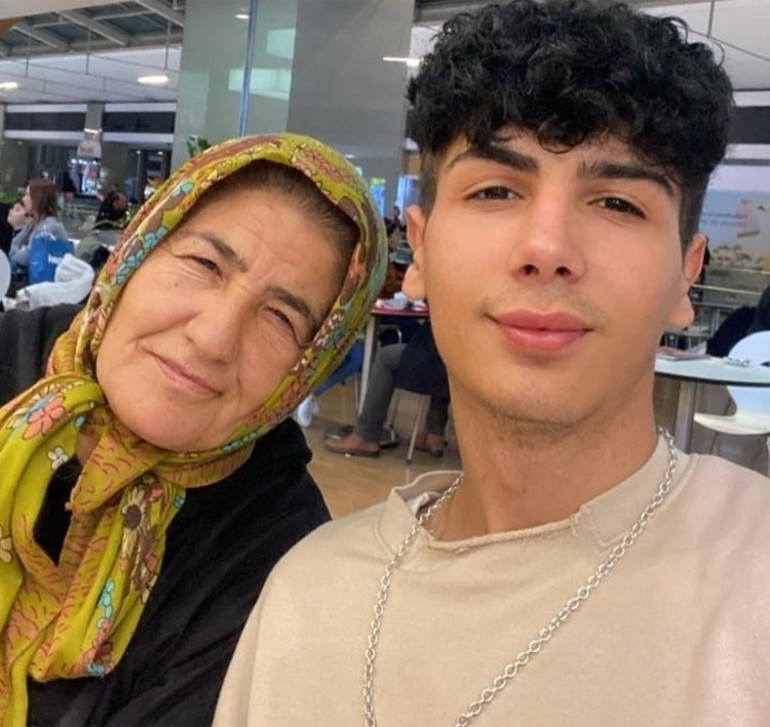 Depremde 3 evladını kaybeden Taha Duymaz’ın annesinin buruk günü