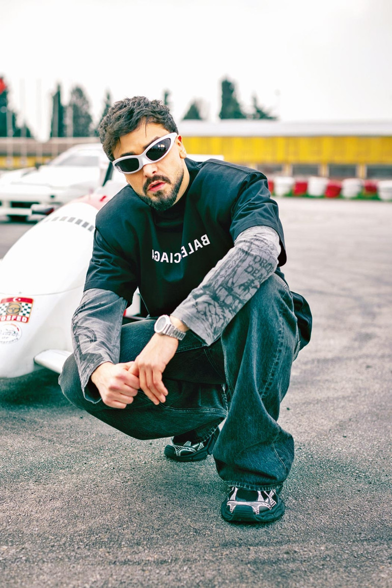 Sen bizim her şeyimizsin Greta