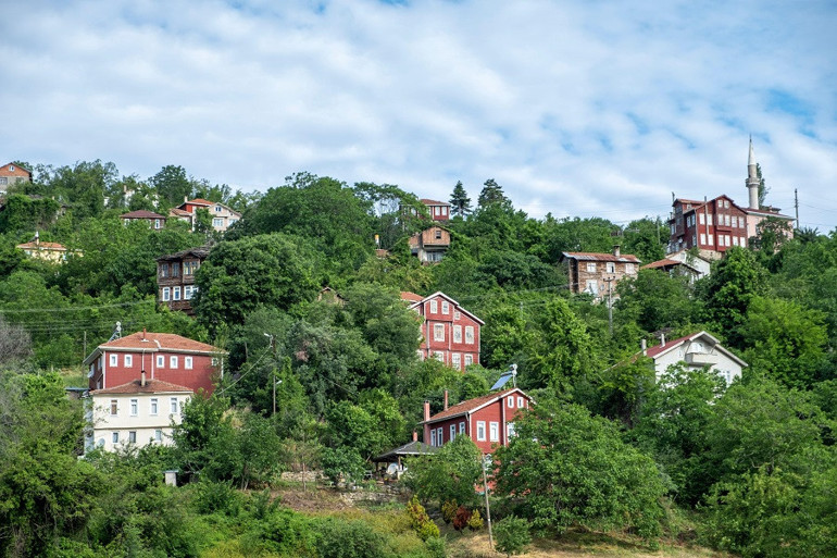 Göz alıcı güzellikler ve huzur... Doğal dokusuyla büyüleyen kasabalar | 8 ŞEHİR 8 ADRES