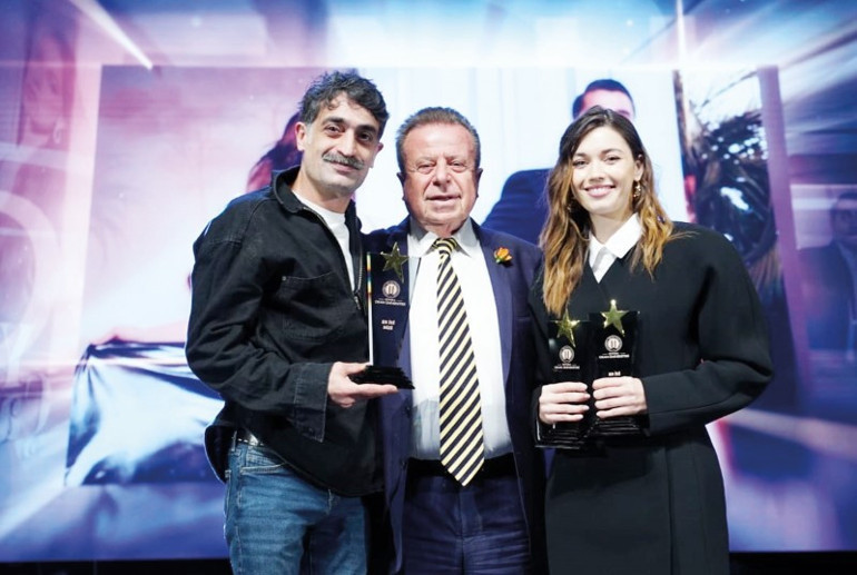 Yasemin Özilhan  ‘Alo’ diyecek