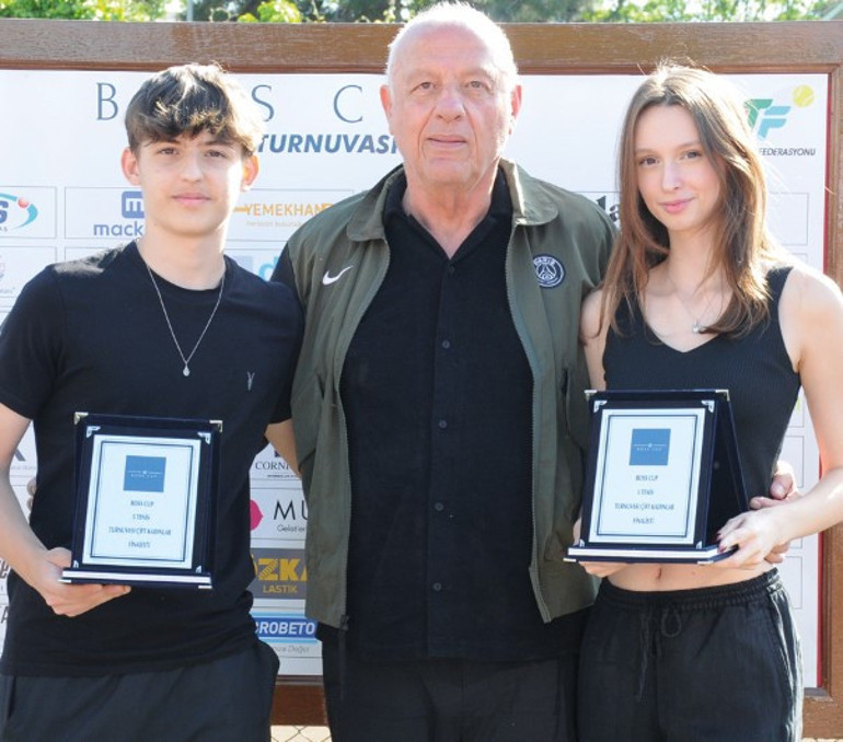 Yasemin Özilhan  ‘Alo’ diyecek