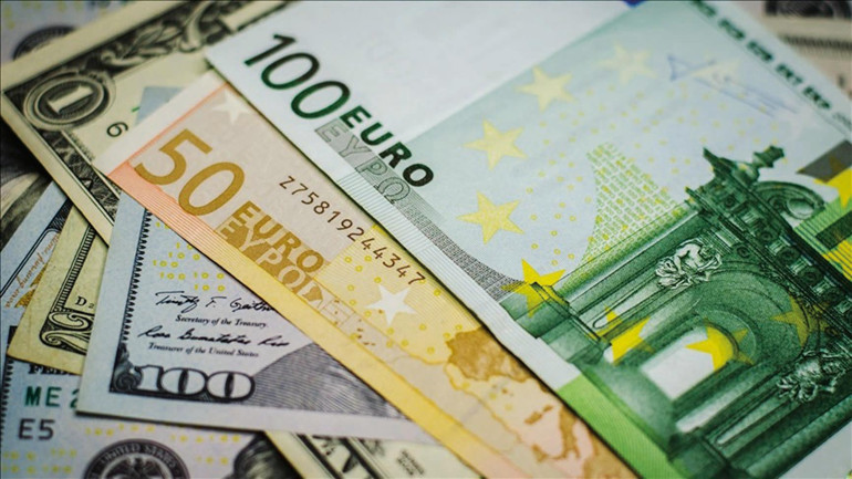 Yabancı bonoya koştu