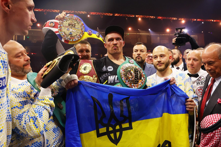 Merakla beklenen Tyson Fury - Oleksandr Usyk maçı hakem kararıyla bitti, Usyk tarihe geçti Ülkesi savaşta olduğu için...